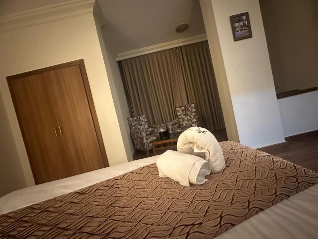 Orient Prince Hotel Бейрут Экстерьер фото