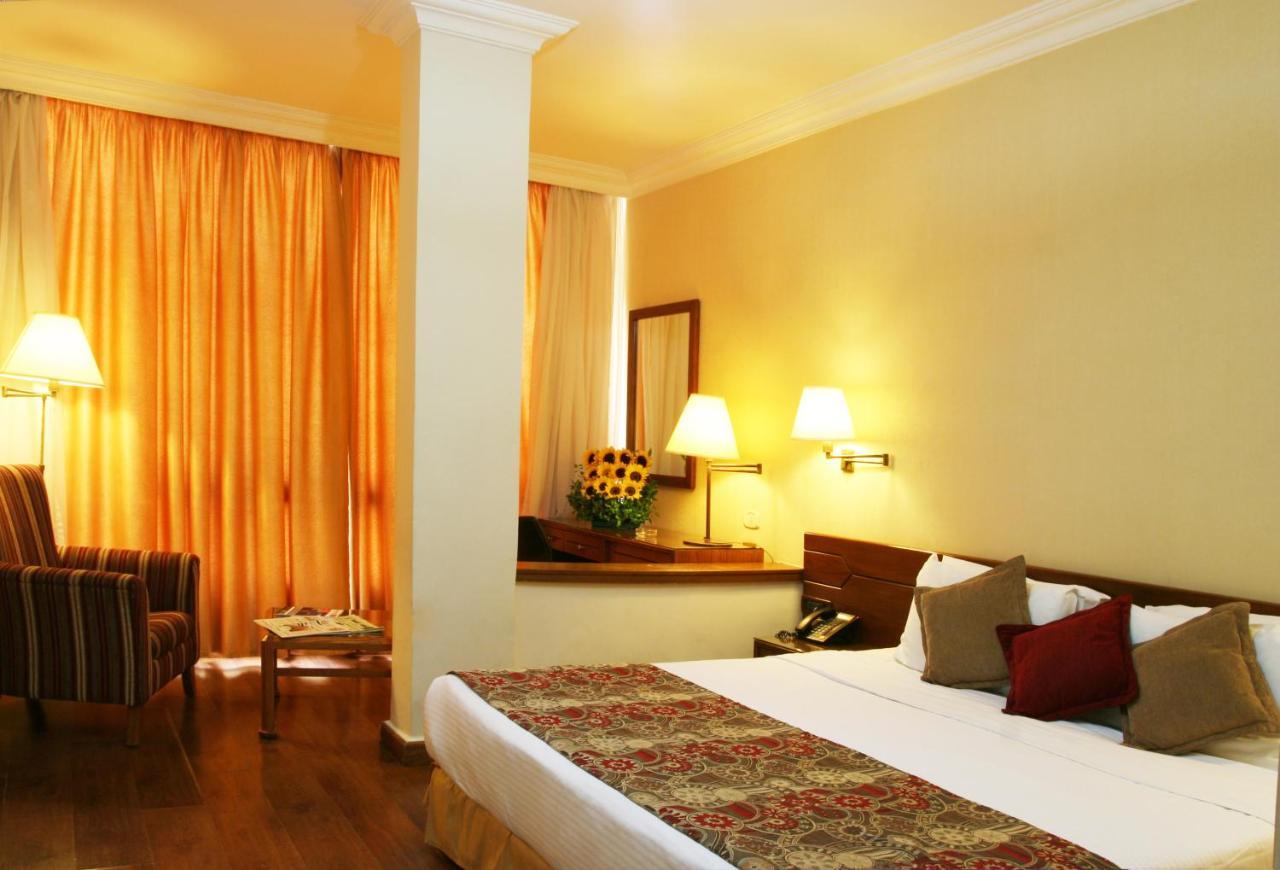 Orient Prince Hotel Бейрут Экстерьер фото